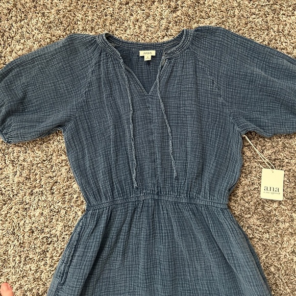a.n.a Women’s Short Sleeve Popover Dress, 100% Cotton - Acid Wash Denim- NWT - Picture 13 of 14
